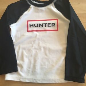 New without tag 4T Hunter Rash Guard